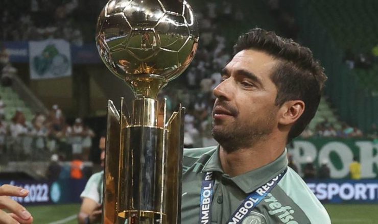 Palmeiras de Abel Ferreira levanta mais uma taça